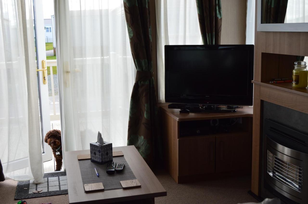 Bobby'S Bolthole Apartment Хейшъм Екстериор снимка